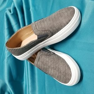 Slip-on sneakers